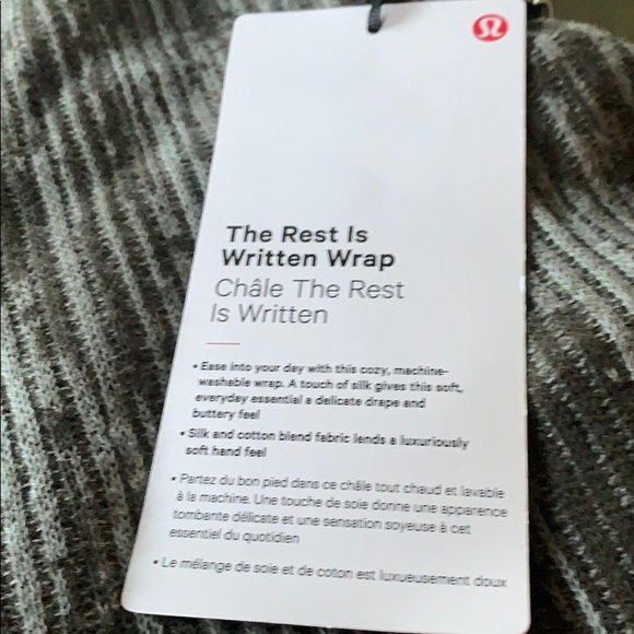 New Lululemon The Rest is Written Wrap - Picture 4 of 7